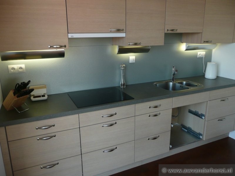 Glazen Achterwand Keuken Limburg Glazen Achterwand Keuken Limburg : Glazen Achterwand Keuken Limburg : van glazen keuken achterwanden hier