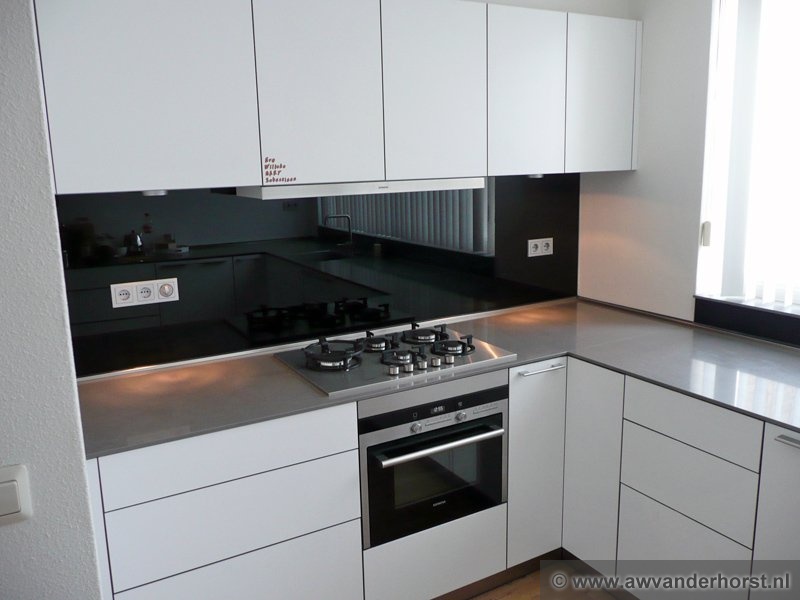 Glazen Achterwand Keuken Limburg Glazen Achterwand Keuken Limburg : Glazen Achterwand Keuken Limburg : van glazen keuken achterwanden hier